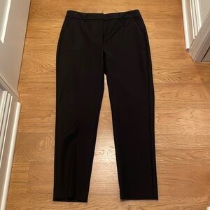 WHBM Slim Ankle Pant in black